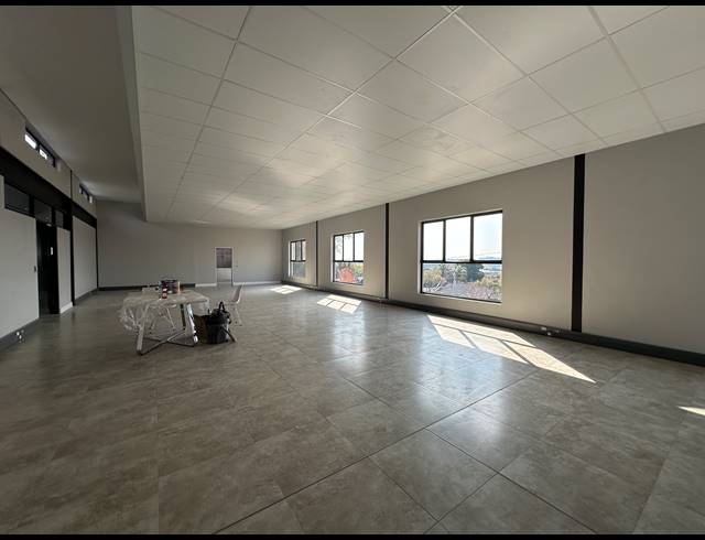 156M² OFFICE TO LET IN CENTURION CENTRAL